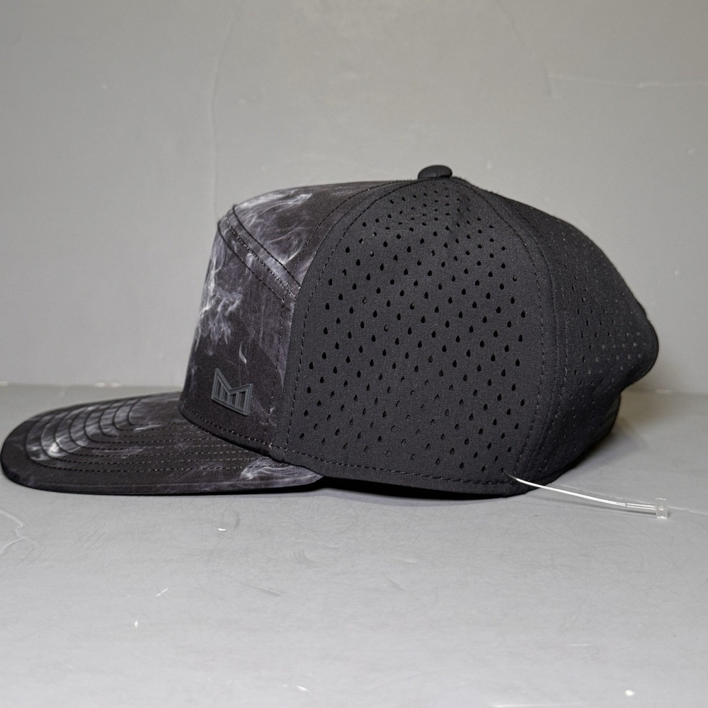 Melin Hydro Trenches Icon Smoke Small Black Snapback Hat Water Resistant NWOT - Picture 5 of 8